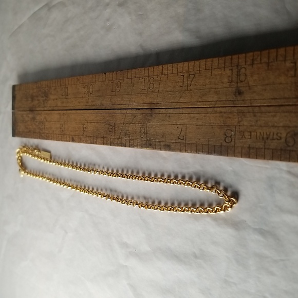 16 Inch Gold Tone Napier Chain - Picture 4 of 4